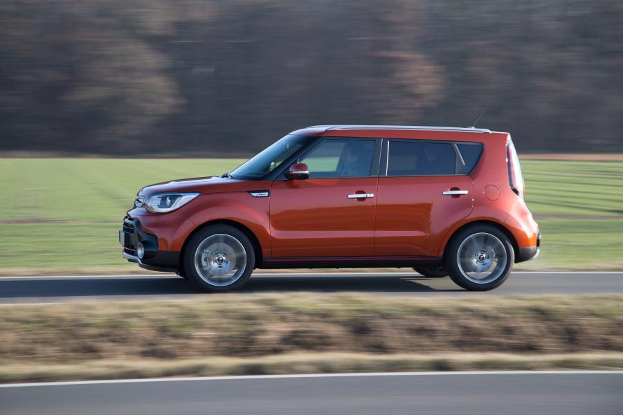  Kia Soul Turbo 2016 года  (WW) (фото 16 из 22)